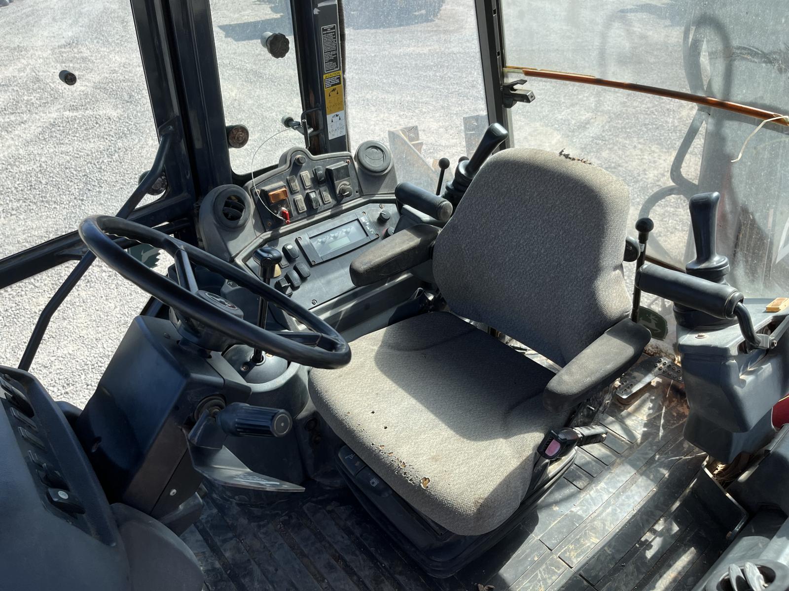 ./imagenes/INVOICE/2019/17610/RETROEXCAVADORA JOHN DEERE 310J (3).JPG